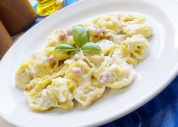 tortellini panna prosciutto