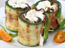 zucchine con pancetta e formaggio