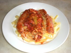 fettuccelle con moscardini e canocchie fettuccelle con moscardini e canocchie