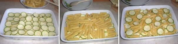 Disponete un altro strato di zucchine e versateci sopra la pasta lessata rimasta. Livellatela bene in modo che formi un unico strato e sistemateci sopra le zucchine rimaste.
 