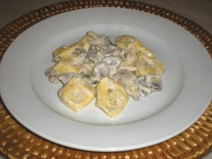 tortellini panna e funghi tortellini panna e funghi