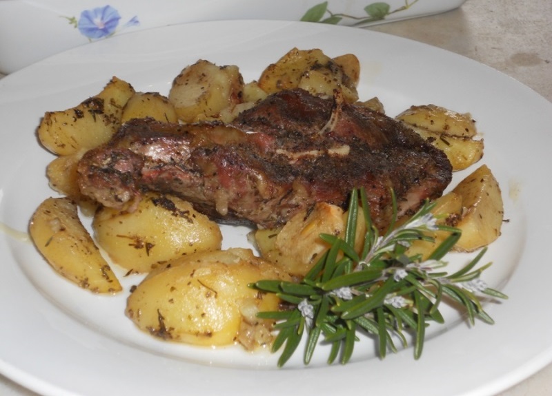 agnello con patate al forno