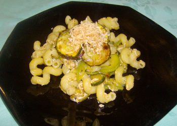 pasta con zucchine e ricotta