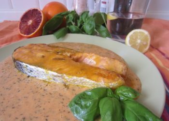 salmone con salsa di arance