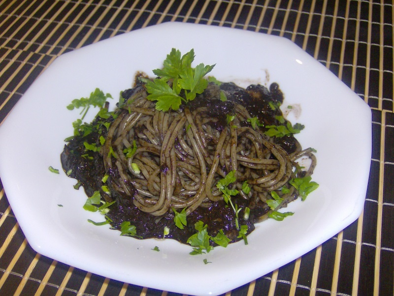 spaghetti al nero di seppia