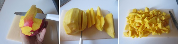 Sbucciate il mango e tagliate la polpa lungo il nocciolo da tutte le parti, dopodiché tagliate a cubetti.