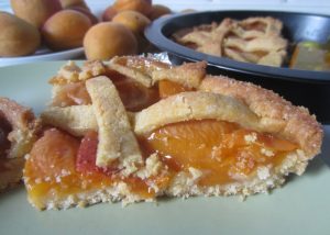 crostata di albicocche crostata di albicocche