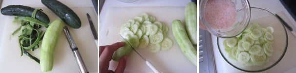 Lavate i cetrioli ed eliminate la buccia. Tagliateli a fette sottili, cospargete con il sale e lasciate macerare per 15 minuti.