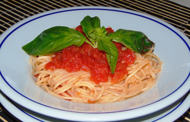 spaghetti al pomodoro