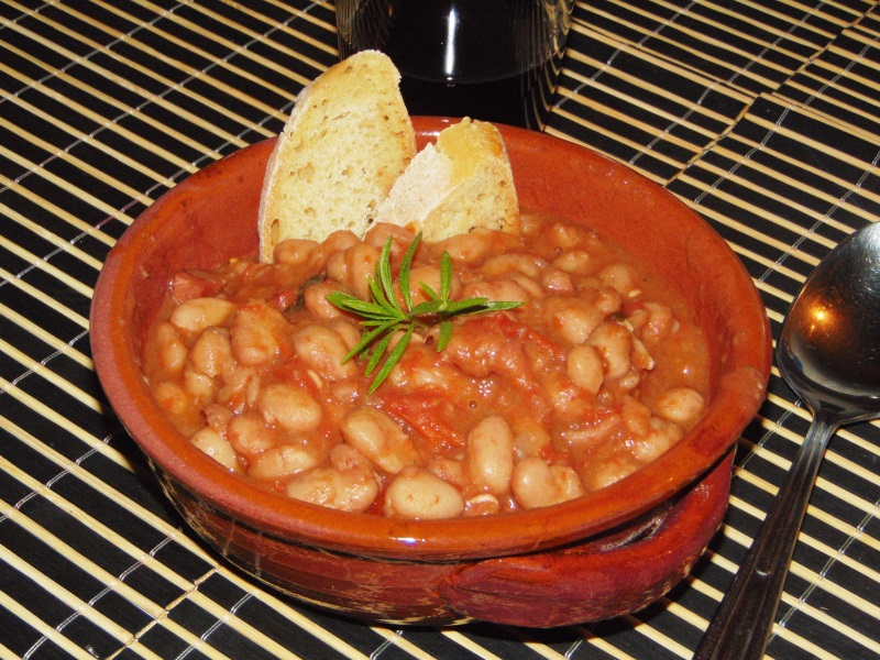 zuppa di fagioli borlotti con pancetta