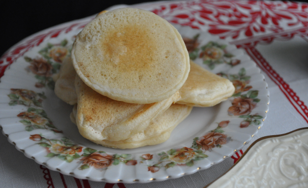 Ed ecco una foto dei blinis senza lattosio pronti per essere farciti: