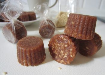 caramelle cacao e sesamo