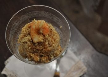 quinoa con gamberi e ceci