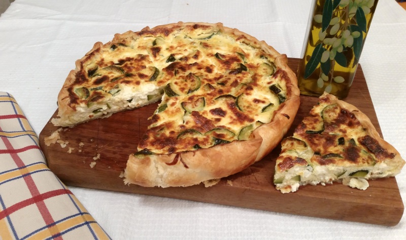 torta salata con zucchine e crescenza