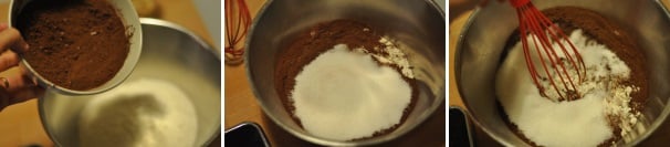 Accendete il forno a 180 °C. Unite tutti gli ingredienti secchi in una ciotola capiente: farina, zucchero, lievito e cacao.