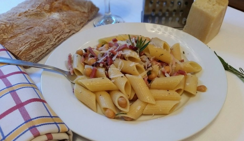 penne ceci e speck