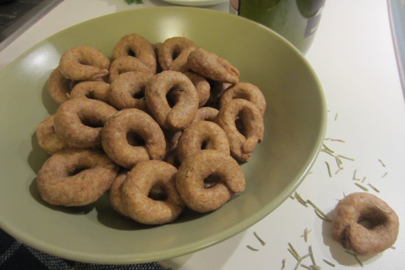 taralli integrali al rosmarino