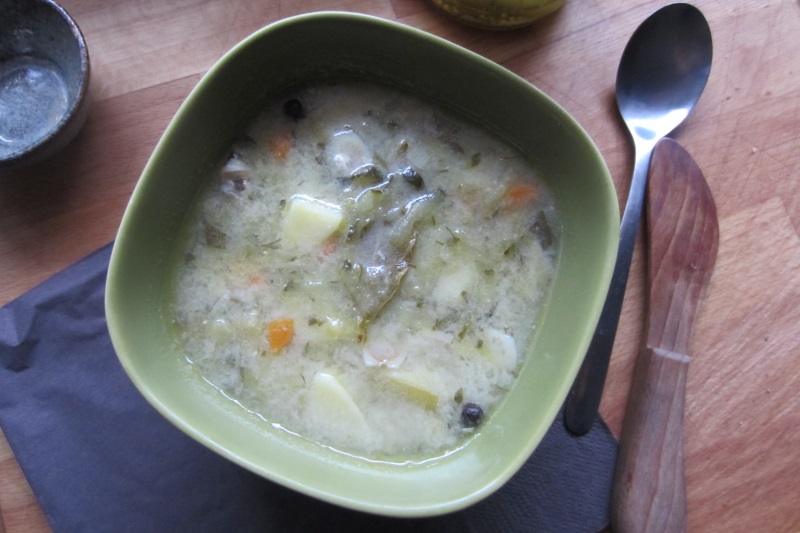 zuppa di cetrioli in salamoia