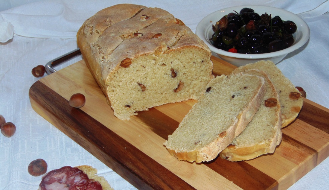 pane alle nocciole