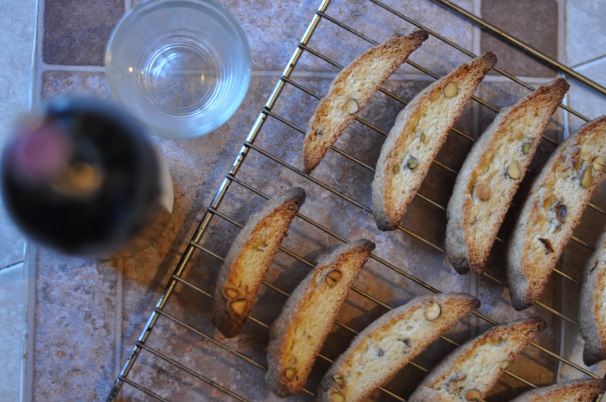 Ed ecco una foto dei cantucci appena sfornati: