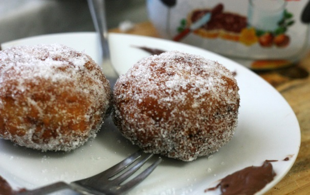 Ed ecco una foto di questi deliziosi arancini ripieni di Nutella, pronti per essere gustati: