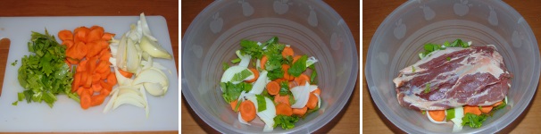 Iniziate la preparazione della marinatura della carne. Mondate le carote e la cipolla, lavate il sedano e tagliate tutto grossolanamente, quindi formate uno strato con metà delle verdure preparate in una ciotola capiente. Adagiate la carne sul letto di verdure.
 