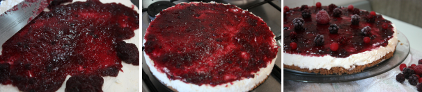 Adesso la vostra cheesecake è pronta per essere decorata. Spalmate un abbondante strato di marmellata ai frutti di bosco e successivamente decorate con dei frutti di bosco misti. Riponete in frigo e prima di servirla tiratela fuori dieci minuti prima in modo che si ammorbidisca.