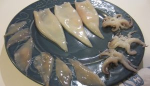 come pulire i calamari come pulire i calamari