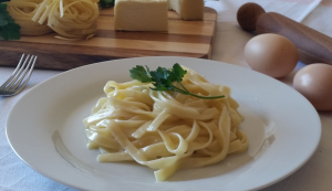 fettuccine alfredo fettuccine alfredo