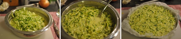 Unite le zucchine alla crema di uova e mescolate per amalgamare. Foderate una tortiera con della carta forno, versatevi il composto e livellatelo bene. Infornate per 30-40 minuti.