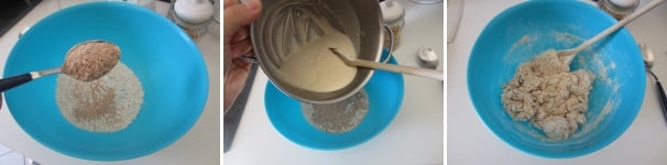 Dopo il tempo necessario, setacciate il resto della farina ed aggiungete la crusca. Aggiungete la biga alla farina e mescolate con uno mestolo per unire bene tutti gli ingredienti.