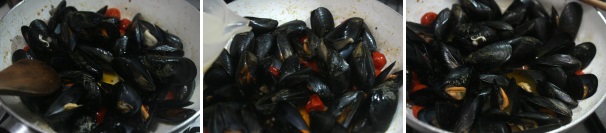 A questo punto aggiungete le cozze, mescolando bene per far insaporire il tutto, ed infine versate l’acqua filtrata. Fate cuocere per qualche minuto e spolverate con del prezzemolo tritato.
 