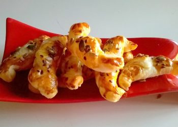 mini cornetti salati di pasta sfoglia