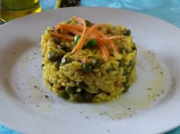 risotto al curry con piselli