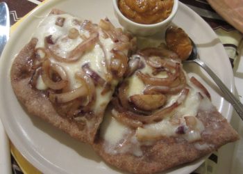 schiacciata con cipolle di Tropea