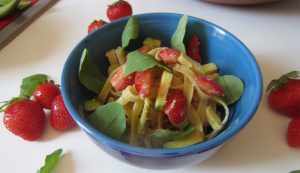 pasta fredda alle fragole pasta fredda alle fragole