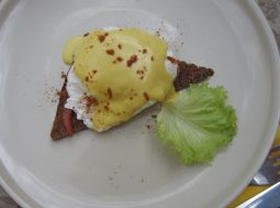 uova alla Benedict