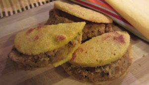 mini tacos con crema di fagioli mini tacos con crema di fagioli