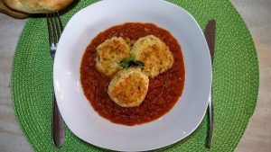 polpette di miglio in crema di peperoni polpette di miglio in crema di peperoni