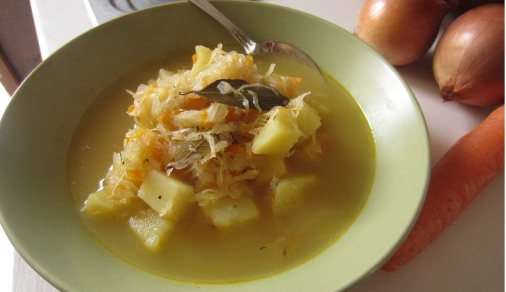 Zuppa di crauti saporita