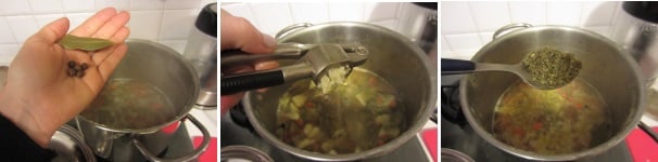 Unite subito dopo le patate la foglia di alloro, il pepe giamaicano e la maggiorana. Salate e pepate la zuppa. Prima di servirla, sbucciate l’aglio e schiacciatelo nella zuppa, rimescolate e fatela riposare per qualche minuto.