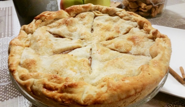 Ed ecco questa deliziosa apple pie pronta pronta per essere servita.