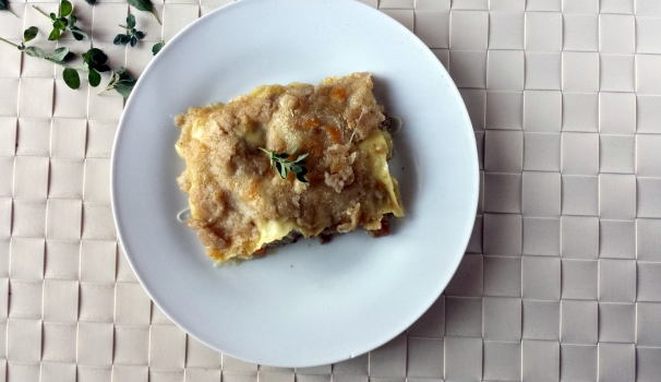 Le lasagne al ragù bianco e porcini al profumo di tartufo sono pronte per essere servite.