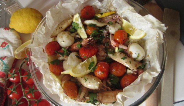 Impiattamento finale: Frutti di mare al cartoccio