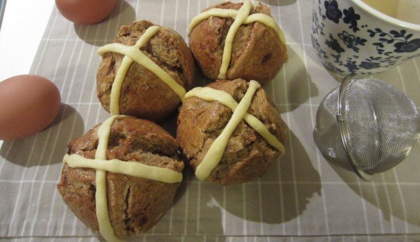 Impiattamento finale: Hot cross buns