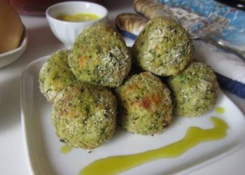 Polpette di broccoli con scamorza