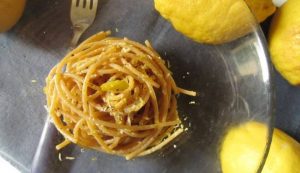 Spaghetti al limone Spaghetti al limone