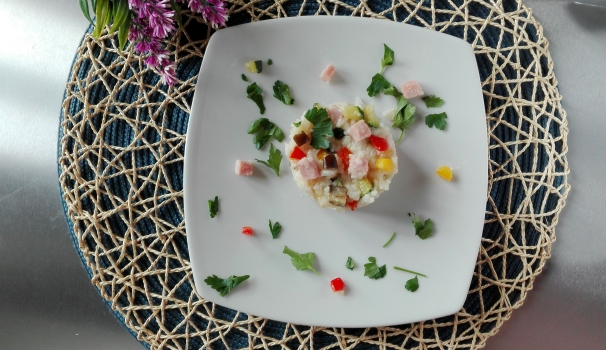 Il risotto ai coriandoli è pronto per essere servito ai vostri ospiti.