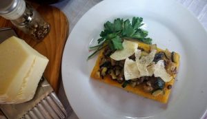Crostoni di polenta bruschettati Crostoni di polenta bruschettati