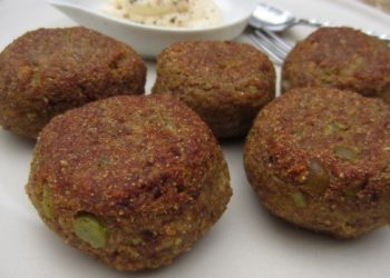 Polpette di Pane Nero e Piselli